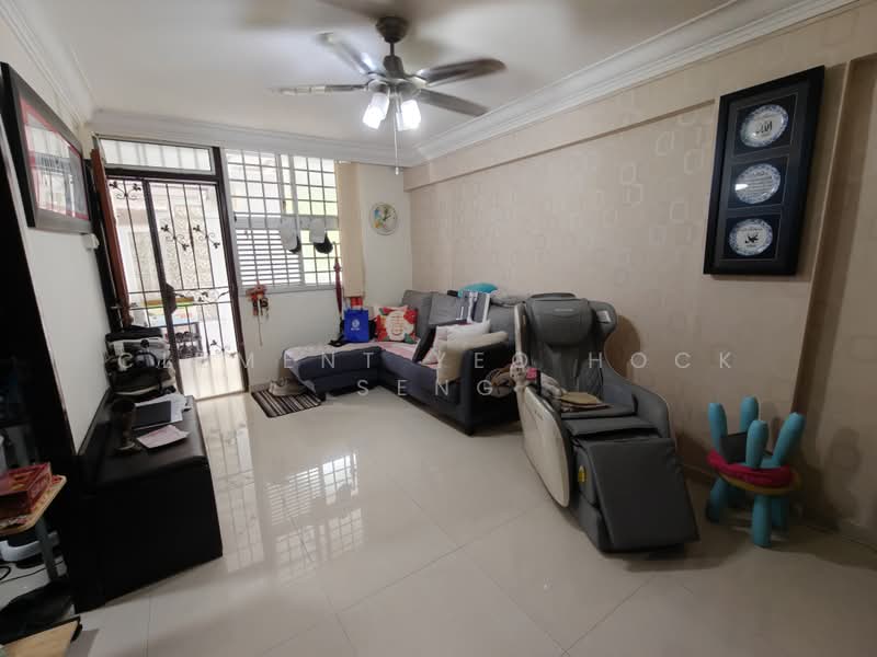 32 Jalan Bahagia, 32 Jalan Bahagia, 2 Bedrooms, 603 sqft, HDB Flat For Sale, by Clement Yeo Hock Seng, 500213718 - Living Room - PropertyGuru.com.sg