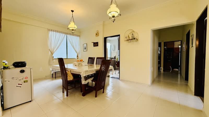 Rajah Towers, 32 Jalan Rajah, 3 Bedrooms, 2,120 sqft, Apartment For Sale, by Faisal (Ryan MD), 500213722 - Dining Room - PropertyGuru.com.sg