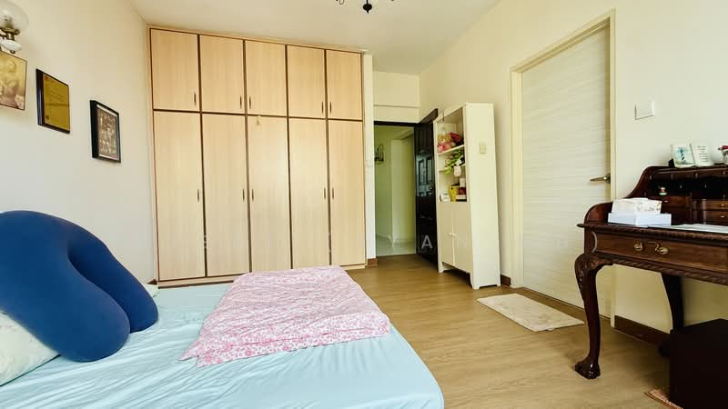 Rajah Towers, 32 Jalan Rajah, 3 Bedrooms, 2,120 sqft, Apartment For Sale, by Faisal (Ryan MD), 500213722 - Bedroom - PropertyGuru.com.sg