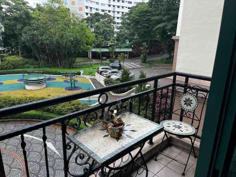 The Anchorage, 370 Alexandra Road, Alexandra / Commonwealth, 3 Bedrooms, 1,830 sqft, Condominium For Sale, by Gina Seng, 500213731 - Balcony - PropertyGuru.com.sg