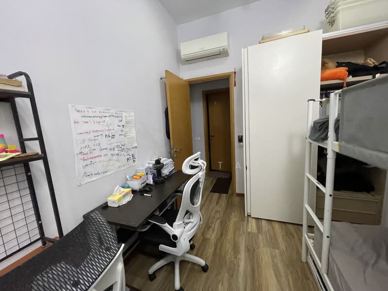 Evania, 389 Upper Paya Lebar Road, 3 Bedrooms, 1,453 sqft, Apartment For Sale, by Helen Tay, 500213752 - Bedroom - PropertyGuru.com.sg