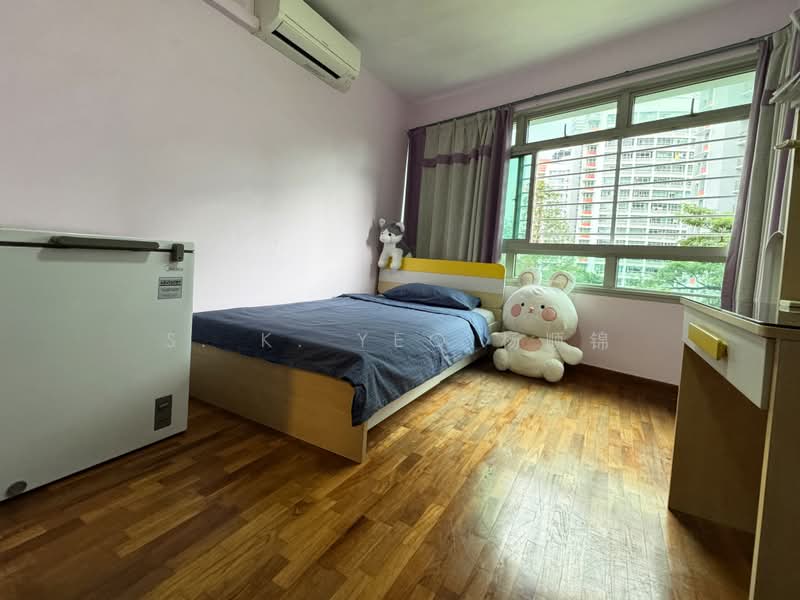 272D Sengkang Central, 272D Sengkang Central, 3 Bedrooms, 969 sqft, HDB Flat For Sale, by S. K. Yeo 杨顺锦, 500213759 - Bedroom - PropertyGuru.com.sg