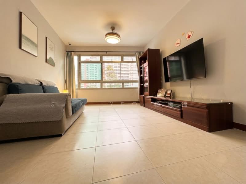 272D Sengkang Central, 272D Sengkang Central, 3 Bedrooms, 969 sqft, HDB Flat For Sale, by S. K. Yeo 杨顺锦, 500213759 - Living Room - PropertyGuru.com.sg