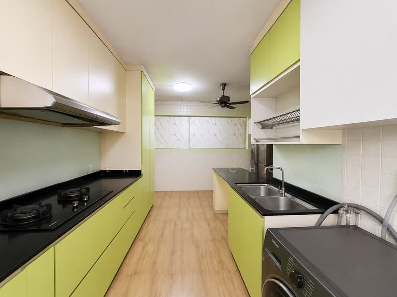 709 Jurong West Street 71, 709 Jurong West Street 71, 4 Bedrooms, 1,539 sqft, HDB Flat For Sale, by Terence Choo, 500213769 - Kitchen - PropertyGuru.com.sg