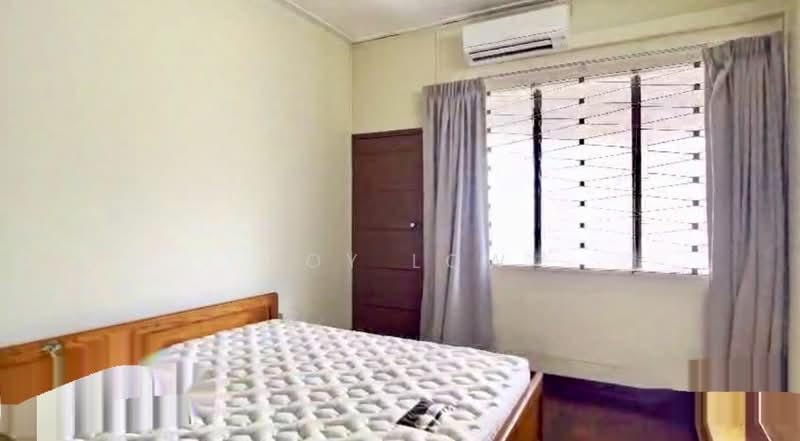 2 Storey Nostalgic Terrace House With Tranquil Environment Yet Promity To Amenities For Sale, Jalan Jintan, Jalan Lada Puteh, Jalan Kayu Manis, 5 Bedrooms, 2,000 sqft, Terraced House For Sale, by Roy Low, 500213777 - Bedroom - PropertyGuru.com.sg