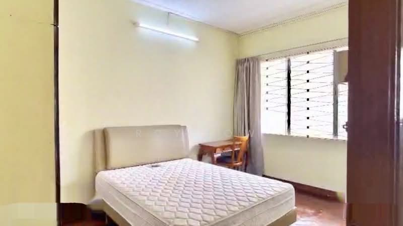 2 Storey Nostalgic Terrace House With Tranquil Environment Yet Promity To Amenities For Sale, Jalan Jintan, Jalan Lada Puteh, Jalan Kayu Manis, 5 Bedrooms, 2,000 sqft, Terraced House For Sale, by Roy Low, 500213777 - Bedroom - PropertyGuru.com.sg