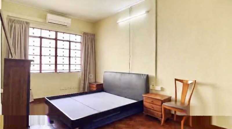 2 Storey Nostalgic Terrace House With Tranquil Environment Yet Promity To Amenities For Sale, Jalan Jintan, Jalan Lada Puteh, Jalan Kayu Manis, 5 Bedrooms, 2,000 sqft, Terraced House For Sale, by Roy Low, 500213777 - Bedroom - PropertyGuru.com.sg