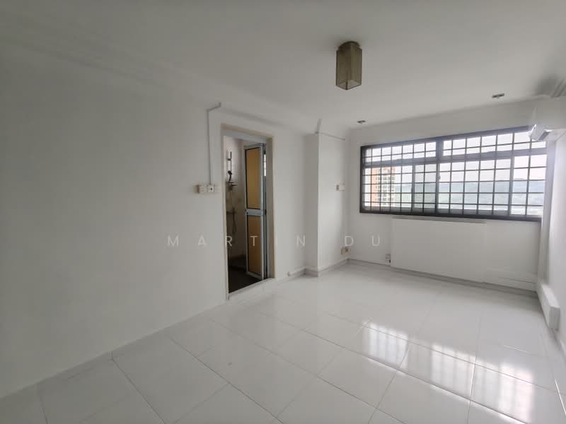 766 Choa Chu Kang North 5, 766 Choa Chu Kang North 5, 3 Bedrooms, 1,141 sqft, HDB Flat For Sale, by Martin Du, 500213780 - Master Bedroom - PropertyGuru.com.sg
