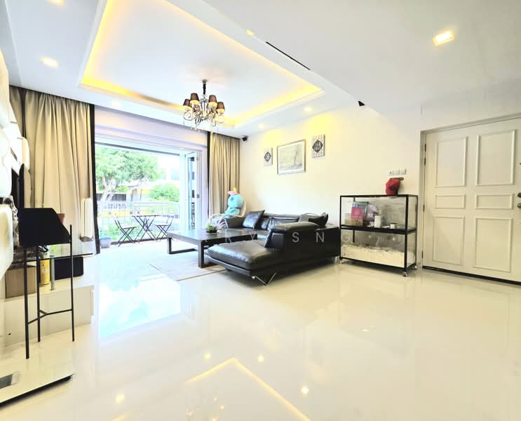 Torie Mansion, 75-75D Everitt Road, 3 Bedrooms, 1,356 sqft, Condominium For Sale, by Larry Sng, 500213785 - Living Room - PropertyGuru.com.sg