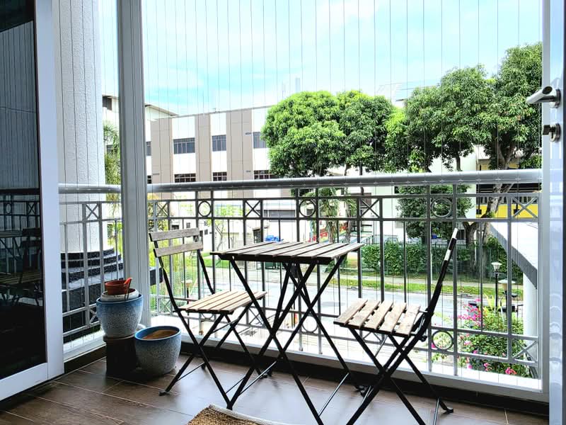 Torie Mansion, 75-75D Everitt Road, 3 Bedrooms, 1,356 sqft, Condominium For Sale, by Larry Sng, 500213785 - Balcony - PropertyGuru.com.sg