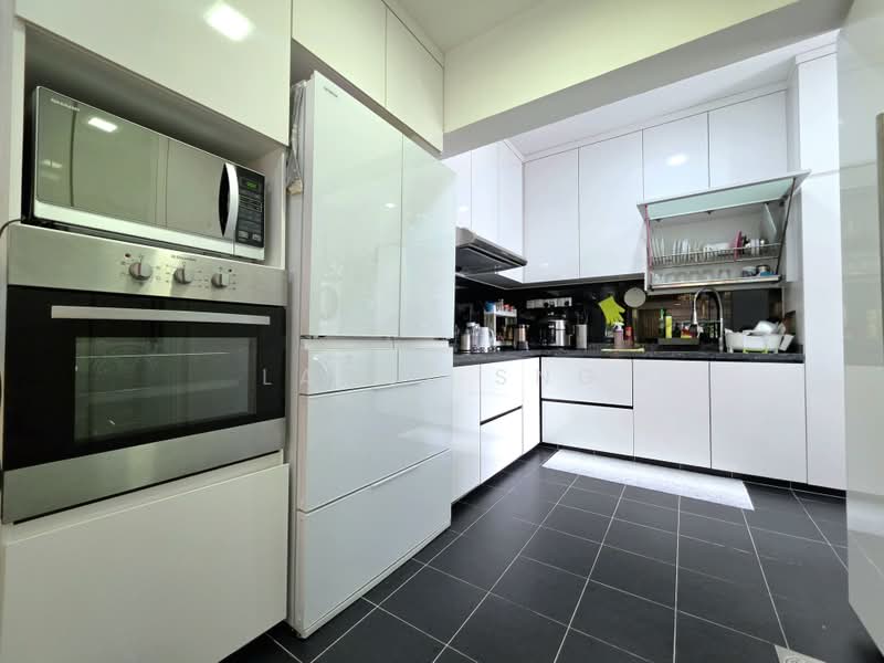 Torie Mansion, 75-75D Everitt Road, 3 Bedrooms, 1,356 sqft, Condominium For Sale, by Larry Sng, 500213785 - Kitchen - PropertyGuru.com.sg