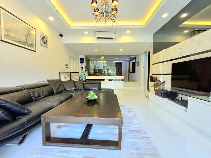 Torie Mansion, 75-75D Everitt Road, 3 Bedrooms, 1,356 sqft, Condominium For Sale, by Larry Sng, 500213785 - Living Room - PropertyGuru.com.sg