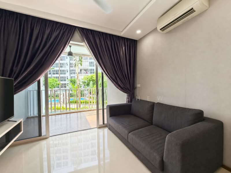 Forestville, 22 Woodlands Drive 16, 3 Bedrooms, 1,033 sqft, Executive Condominium For Sale, by Grady Chew, 500213788 - Living Room - PropertyGuru.com.sg