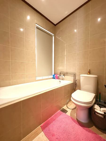 The Hacienda, 1 Hacienda Grove, 2 Bedrooms, 1,561 sqft, Condominium For Sale, by Adeline Oh, 500213794 - Master-Bathroom - PropertyGuru.com.sg