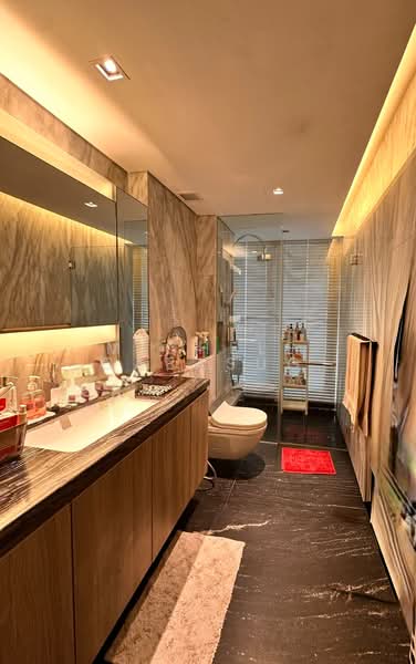 The Oceanfront @ Sentosa Cove, , 3 Bedrooms, 1,756 sqft, Condominium For Sale, by Michele Cabasug, 500213807 - Bathroom - PropertyGuru.com.sg