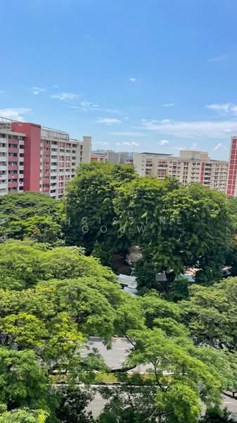 182 Ang Mo Kio Avenue 5, 182 Ang Mo Kio Avenue 5, 2 Bedrooms, 732 sqft, HDB Flat For Sale, by Christine Gouw, 500213813 - Exterior - PropertyGuru.com.sg