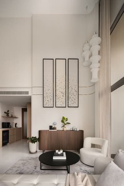 Starlight Suites, 11 River Valley Close, 4 Bedrooms, 1,862 sqft, Condominium For Rent, by Julian Neo, 500213819 - Living Room - PropertyGuru.com.sg