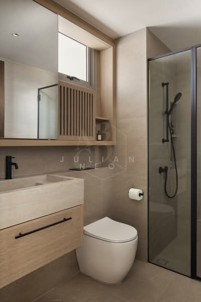 Starlight Suites, 11 River Valley Close, 4 Bedrooms, 1,862 sqft, Condominium For Rent, by Julian Neo, 500213819 - Bathroom - PropertyGuru.com.sg