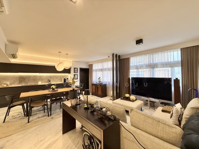 129 Clarence Lane, 129 Clarence Lane, 3 Bedrooms, 1,119 sqft, HDB Flat For Sale, by Kevin Sangju, 500213823 - Living Room - PropertyGuru.com.sg