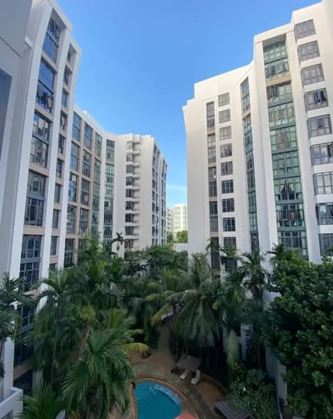 East Meadows, 30 Tanah Merah Kechil Road, Room Rental, 140 sqft, Condominium For Rent, by Midco Tee, 500213831 - Exterior - PropertyGuru.com.sg