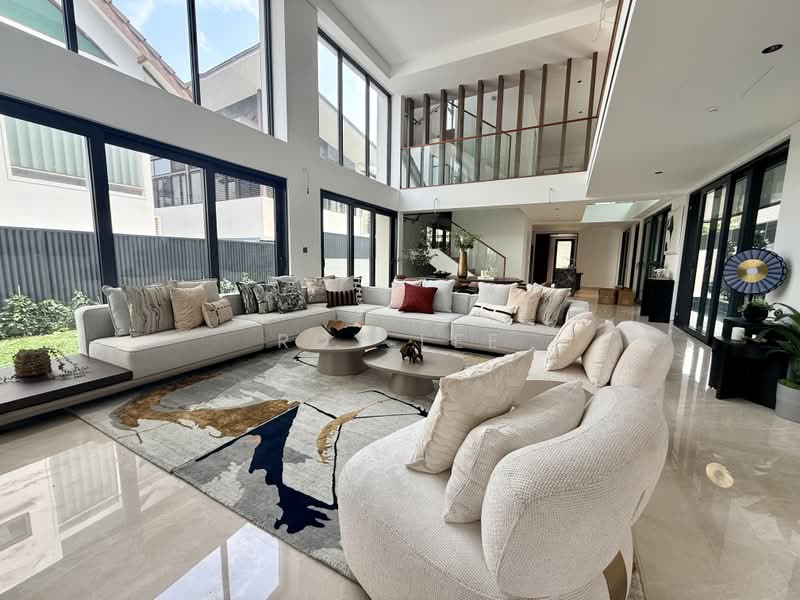 ⭐️ Eminence Landed ⭐️ D13 Brand New 2.5 Sty+Mezz. Detached @ Braddell Estate, Matlock Rise, Melrose Drive, Sommerville Rd, Clifton Vale, Serangoon Mrt, 6 Bedrooms, 8,969 sqft, Detached House For Sale, by Roy Lee, 500213834 - Living Room - PropertyGuru.com.sg