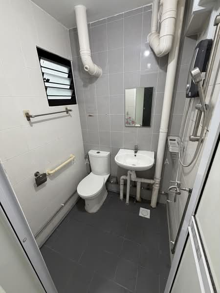 616 Bedok Reservoir Road, 616 Bedok Reservoir Road, 2 Bedrooms, 731 sqft, HDB Flat For Rent, by Asyraf Azman, 500213840 - PropertyGuru.com.sg