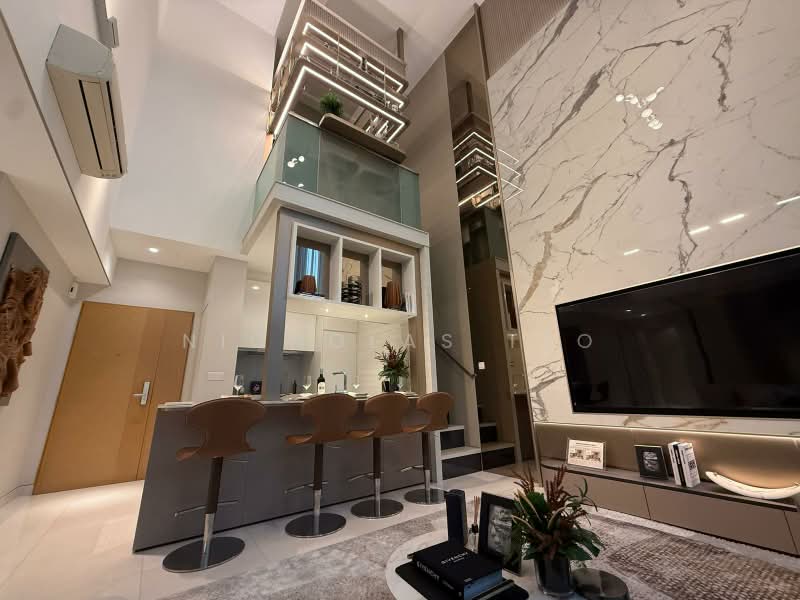 Up@Robertson Quay, 92 Robertson Quay, 2 Bedrooms, 1,044 sqft, Condominium For Sale, by Nicholas Teo, 500213844 - Living Room - PropertyGuru.com.sg