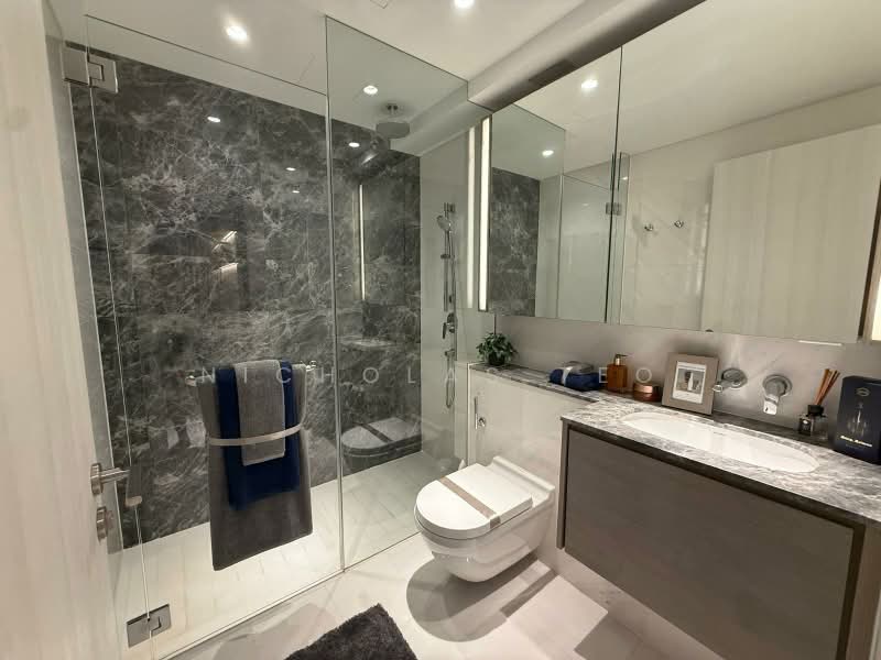 Up@Robertson Quay, 92 Robertson Quay, 2 Bedrooms, 1,044 sqft, Condominium For Sale, by Nicholas Teo, 500213844 - Bathroom - PropertyGuru.com.sg