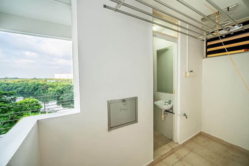 Rio Vista, 18 Upper Serangoon View, 4 Bedrooms, 1,378 sqft, Condominium For Sale, by Tricia Yeow, 500213845 - Balcony - PropertyGuru.com.sg