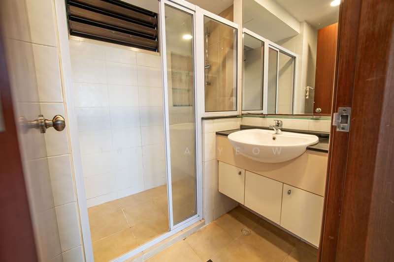 Rio Vista, 18 Upper Serangoon View, 4 Bedrooms, 1,378 sqft, Condominium For Sale, by Tricia Yeow, 500213845 - PropertyGuru.com.sg