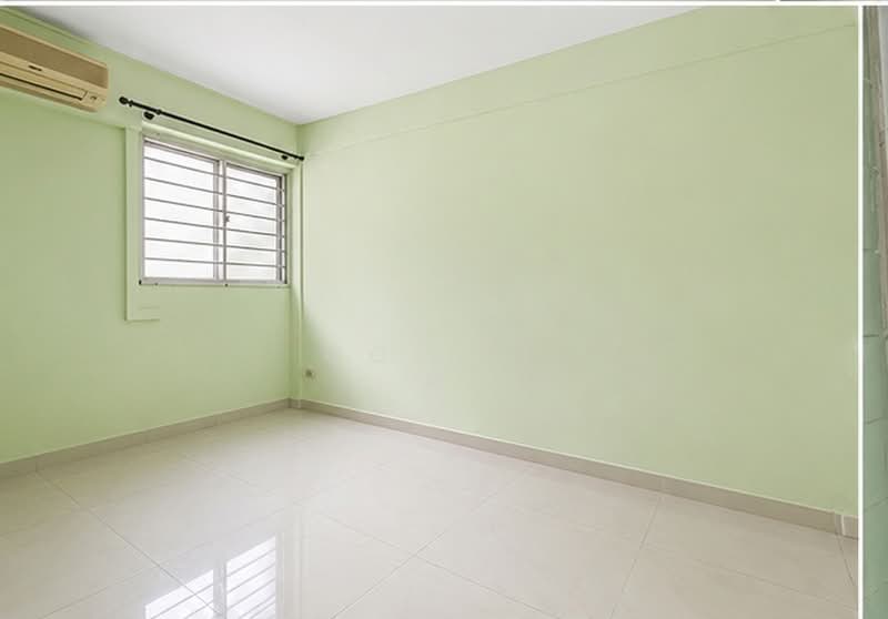 136 Jalan Bukit Merah, 136 Jalan Bukit Merah, 2 Bedrooms, 635 sqft, HDB Flat For Sale, by CC Lee, 500213854 - Bedroom 2 - PropertyGuru.com.sg