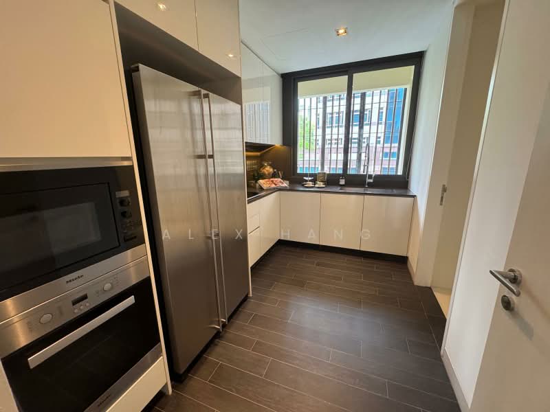 Lloyd SixtyFive, 65 Lloyd Road, 3 Bedrooms, 2,422 sqft, Condominium For Sale, by Alex Hang, 500213858 - Kitchen - PropertyGuru.com.sg