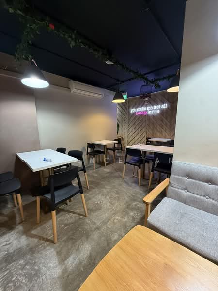 Longhaus 183 Upp Thomson Road, , 1,195 sqft, Food & Beverage For Rent, by Terence Tan, 500213859 - Interior - CommercialGuru.com.sg