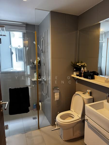 Arc at Tampines, Tampines Avenue 8, 3 Bedrooms, 1,100 sqft, Executive Condominium For Rent, by Yeo Wee Guan Clarence, 500213867 - Bathroom - PropertyGuru.com.sg