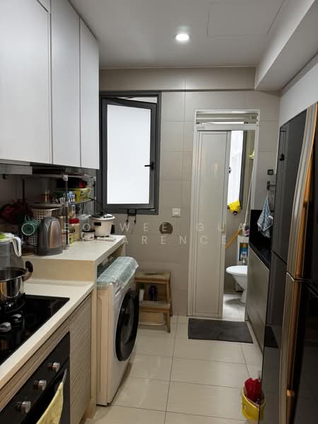 Arc at Tampines, Tampines Avenue 8, 3 Bedrooms, 1,100 sqft, Executive Condominium For Rent, by Yeo Wee Guan Clarence, 500213867 - Kitchen - PropertyGuru.com.sg
