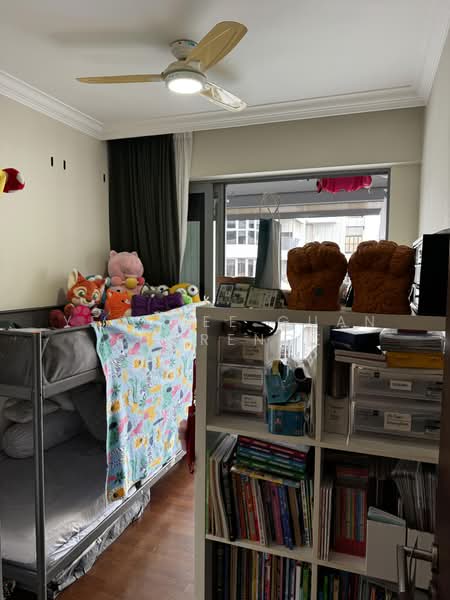 Arc at Tampines, Tampines Avenue 8, 3 Bedrooms, 1,100 sqft, Executive Condominium For Rent, by Yeo Wee Guan Clarence, 500213867 - Bedroom - PropertyGuru.com.sg