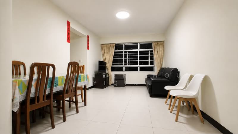 570 Choa Chu Kang Street 52, 570 Choa Chu Kang Street 52, 2 Bedrooms, 721 sqft, HDB Flat For Sale, by Jennifer Zhou Yiqin, 500213891 - Living Room - PropertyGuru.com.sg