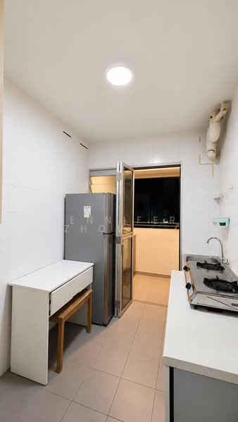 570 Choa Chu Kang Street 52, 570 Choa Chu Kang Street 52, 2 Bedrooms, 721 sqft, HDB Flat For Sale, by Jennifer Zhou Yiqin, 500213891 - Kitchen - PropertyGuru.com.sg