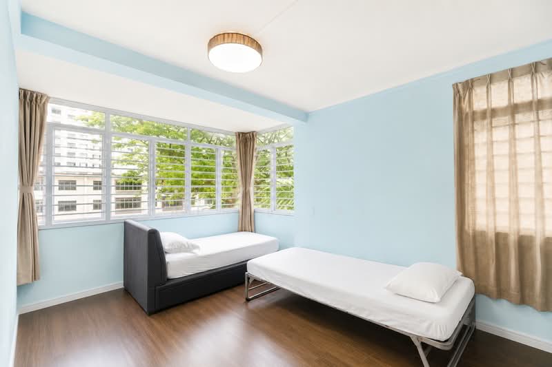 26 Tiong Bahru Road, 26 Tiong Bahru Road, 2 Bedrooms, 947 sqft, HDB Flat For Sale, by April Tai, 500213892 - Bedroom - PropertyGuru.com.sg