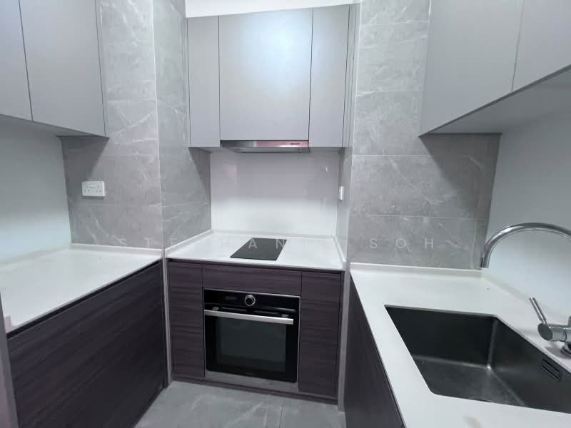 Stirling Residences, 21 Stirling Road, 2 Bedrooms, 635 sqft, Condominium For Rent, by Stephanie Soh, 500213916 - Kitchen - PropertyGuru.com.sg