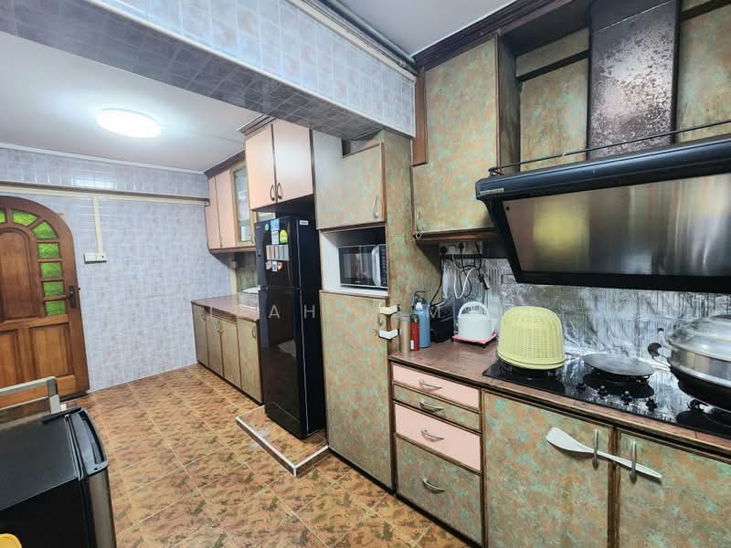 54 New Upper Changi Road, 54 New Upper Changi Road, 3 Bedrooms, 1,291 sqft, HDB Flat For Sale, by Aizah Ismail, 500213932 - Kitchen - PropertyGuru.com.sg