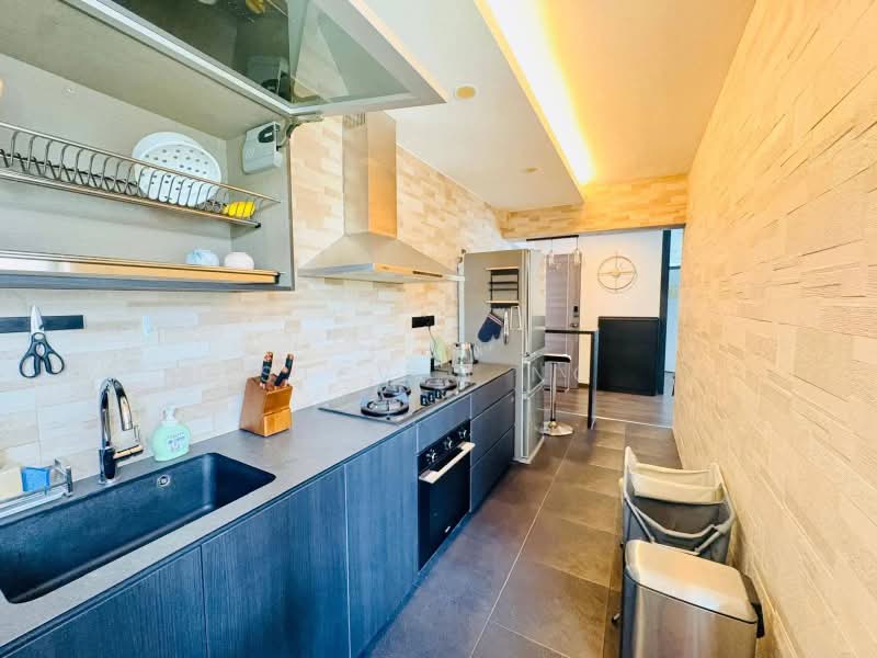 392 Bukit Batok West Avenue 5, 392 Bukit Batok West Avenue 5, 3 Bedrooms, 990 sqft, HDB Flat For Rent, by Steven NG, 500213940 - Kitchen - PropertyGuru.com.sg