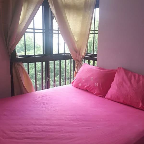 79A Toa Payoh Central, 79A Toa Payoh Central, 3 Bedrooms, 818 sqft, HDB Flat For Sale, by Nazeer Hussain, 500213943 - Bedroom - PropertyGuru.com.sg