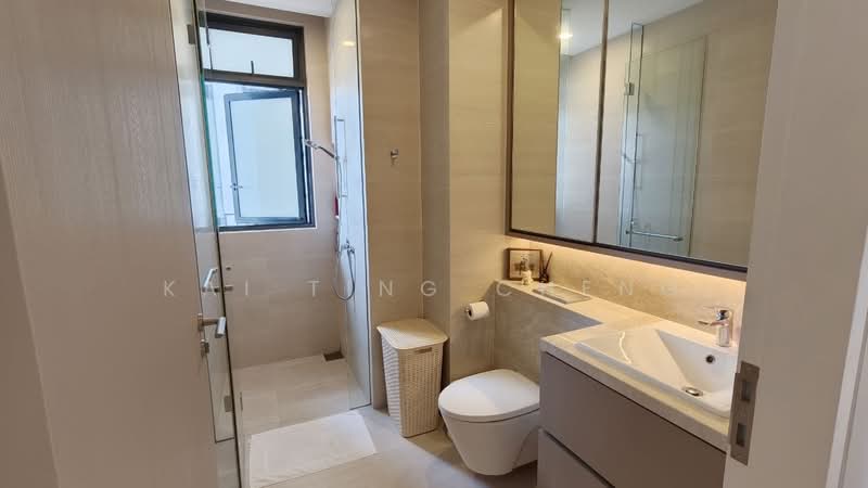 Highline Residences, 9 Kim Tian Road, 3 Bedrooms, 915 sqft, Condominium For Sale, by Kai Ting Cheng, 500213947 - Bathroom - PropertyGuru.com.sg