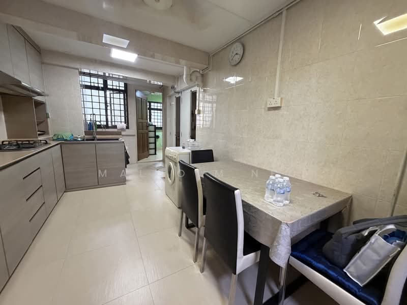 125 Lorong 1 Toa Payoh, 125 Lorong 1 Toa Payoh, Balestier / Toa Payoh, 2 Bedrooms, 721 sqft, HDB Flat For Sale, by Malcolm Neo, 500213951 - Kitchen - PropertyGuru.com.sg
