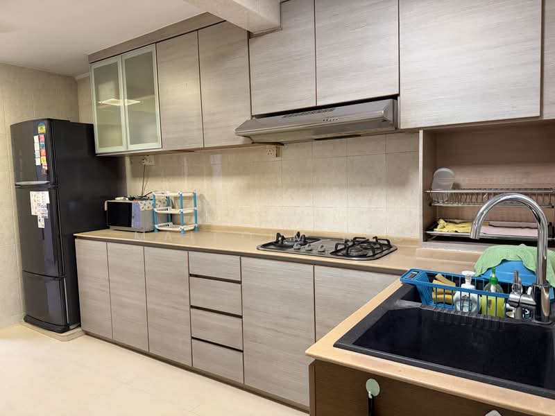 125 Lorong 1 Toa Payoh, 125 Lorong 1 Toa Payoh, Balestier / Toa Payoh, 2 Bedrooms, 721 sqft, HDB Flat For Sale, by Malcolm Neo, 500213951 - Kitchen - PropertyGuru.com.sg