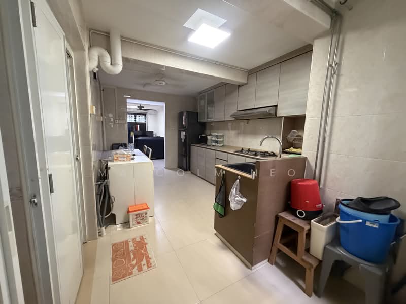 125 Lorong 1 Toa Payoh, 125 Lorong 1 Toa Payoh, Balestier / Toa Payoh, 2 Bedrooms, 721 sqft, HDB Flat For Sale, by Malcolm Neo, 500213951 - Kitchen - PropertyGuru.com.sg