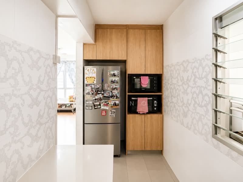 561B Jurong West Street 42, 561B Jurong West Street 42, 2 Bedrooms, 731 sqft, HDB Flat For Sale, by Asri Nor, 500213967 - Kitchen - PropertyGuru.com.sg