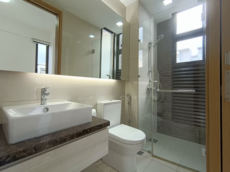 The Urbanite, 29 Hertford Road, 2 Bedrooms, 646 sqft, Condominium For Rent, by Mona Chen, 500213971 - Bathroom - PropertyGuru.com.sg