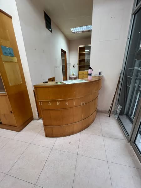 10 Chai Chee road, , 538 sqft, Shop / Shophouse For Sale, by Darrio ., 500213974 - Interior - CommercialGuru.com.sg